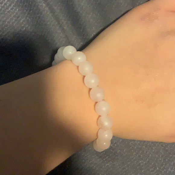 5 medium bracelets bundle - Picture 5 of 6